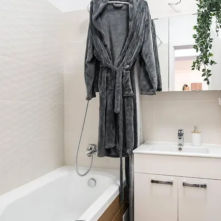 Carol New Building With Balcony Apartament Bucureşti