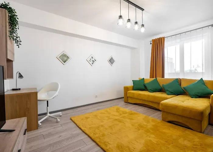 Carol New Building With Balcony * Bucareste