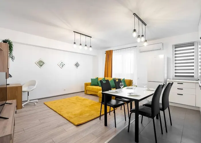 Carol New Building With Balcony