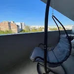 アパート Carol New Building With Balcony ブカレスト